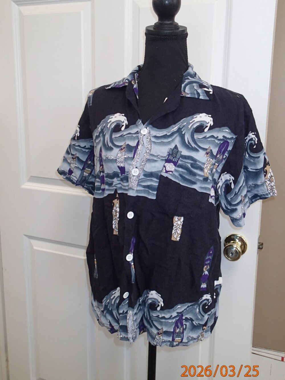 Koko Knot Men's Button Down Shirt Size Medium